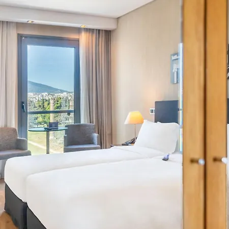 Hotel The Gate 4*